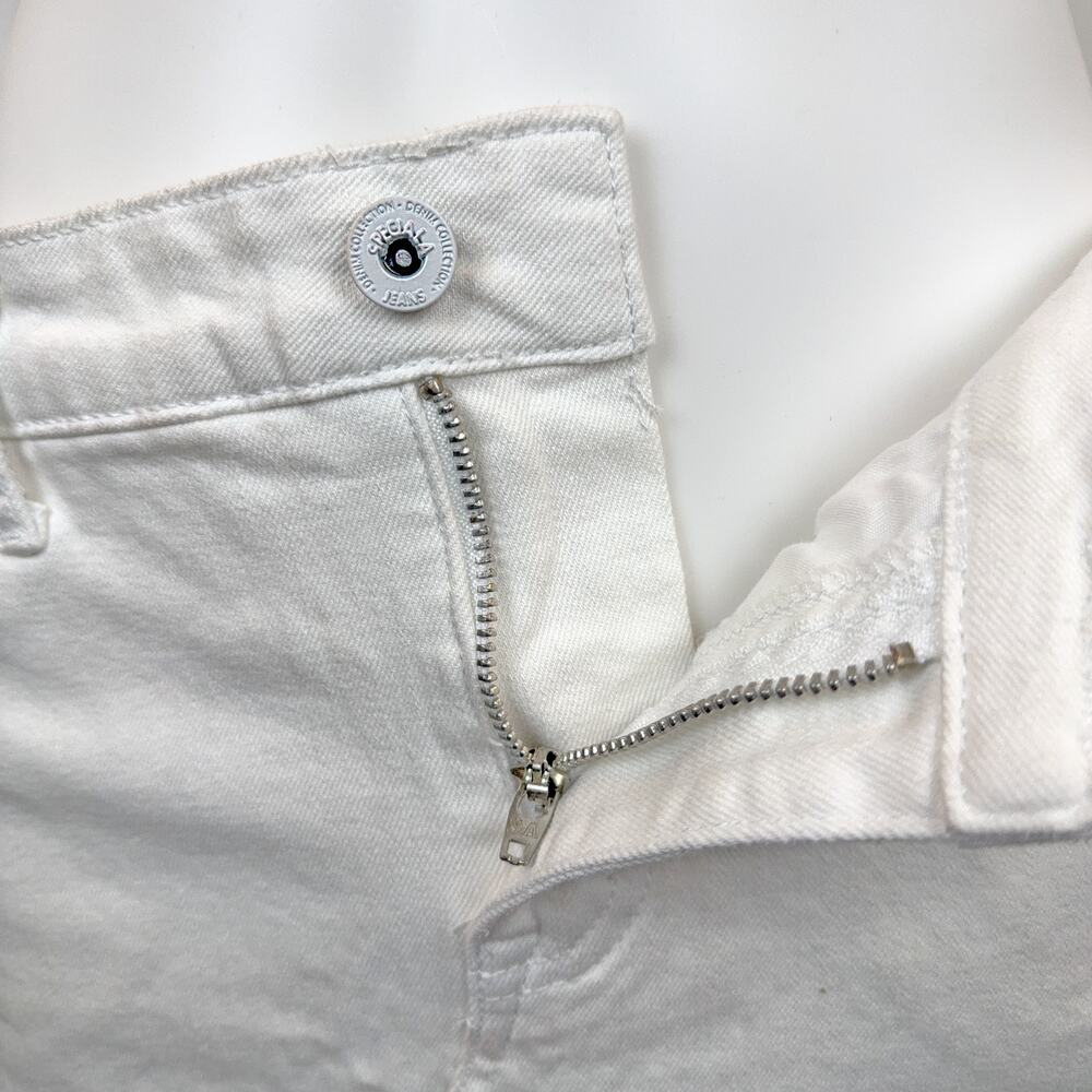 NWT VICI "August" Asymmetrical Frayed Denim Mini Skirt (White | Size S) - Picture 3 of 6